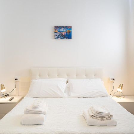 Exe Napoli Stadium Apartment Bagian luar foto