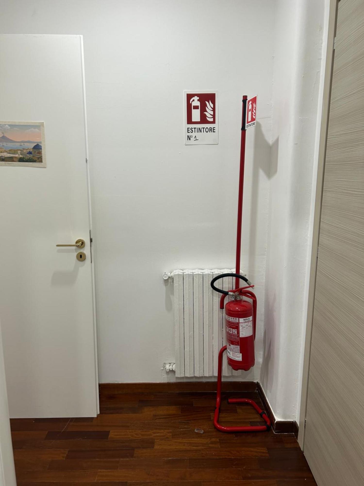 Exe Napoli Stadium Apartment Bagian luar foto
